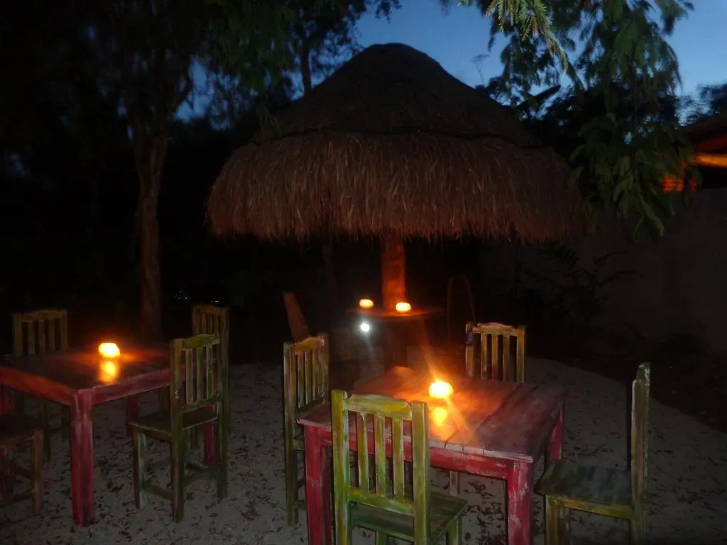 Casa Mango Bed and Breakfast Tulum 2*,