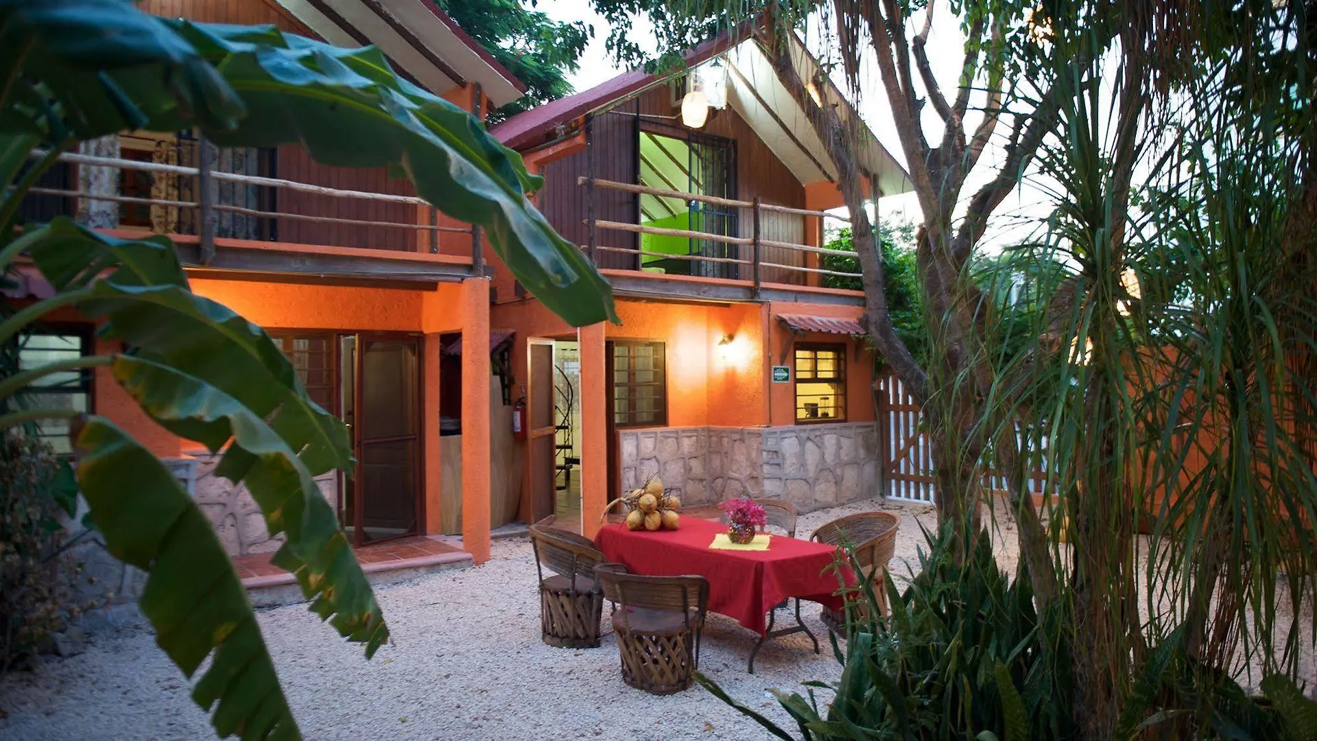 Casa Mango Bed and Breakfast Tulum Bed & Breakfast